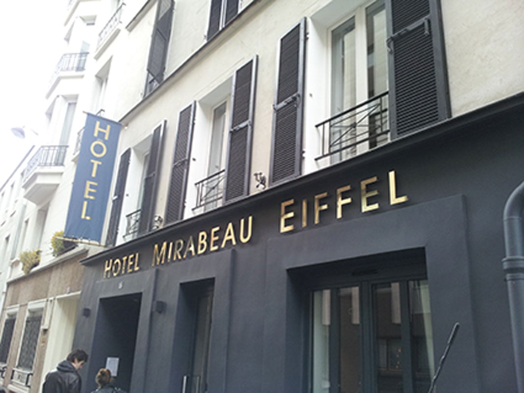 enseigne-toile-tendue-lettres-dibon